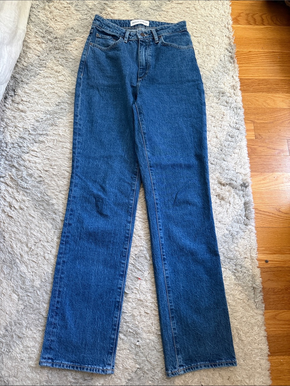 Denim Forum Straight Leg Women's Jeans in Dark Blue Wash